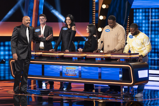 CELEBRITY FAMILY FEUD Team Thicke